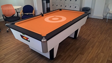 pool table logo