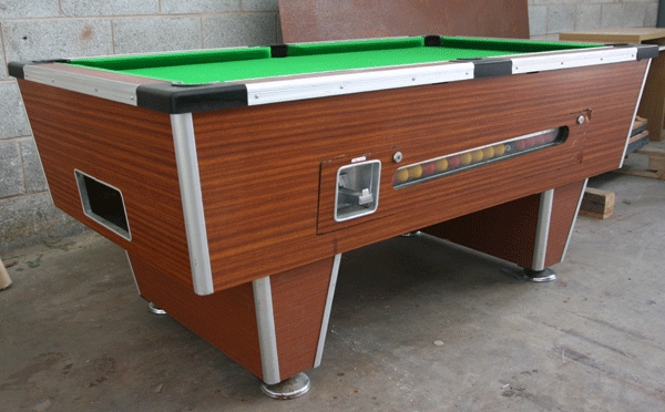 Pool table used lollypop lorry